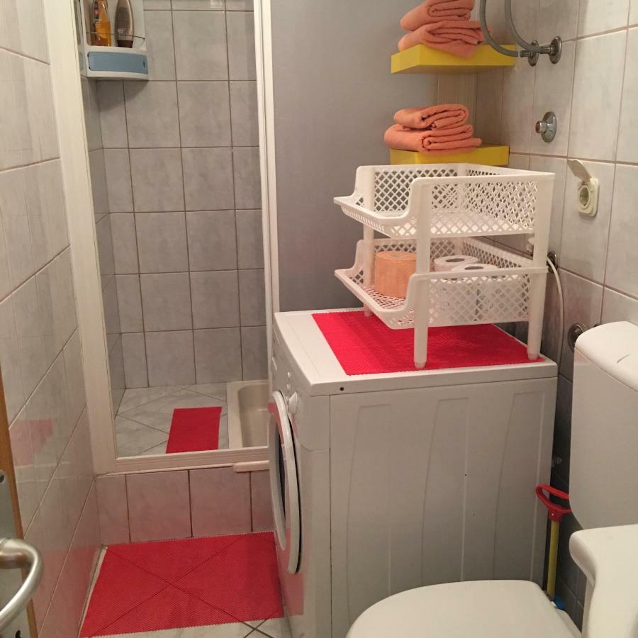 Apartment Jurja Povljana Buitenkant foto